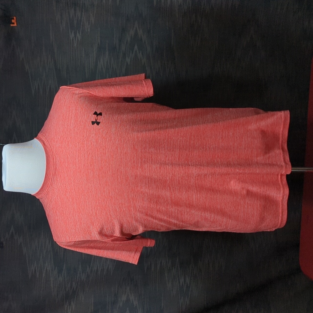 Men's Like New Under Armour Heatgear Sports Tee Red Tweed Size M